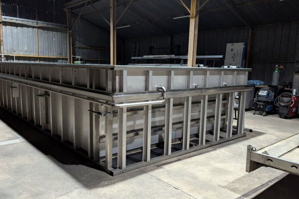 piscine inox sur mesure fabrication atelier savoir fer création